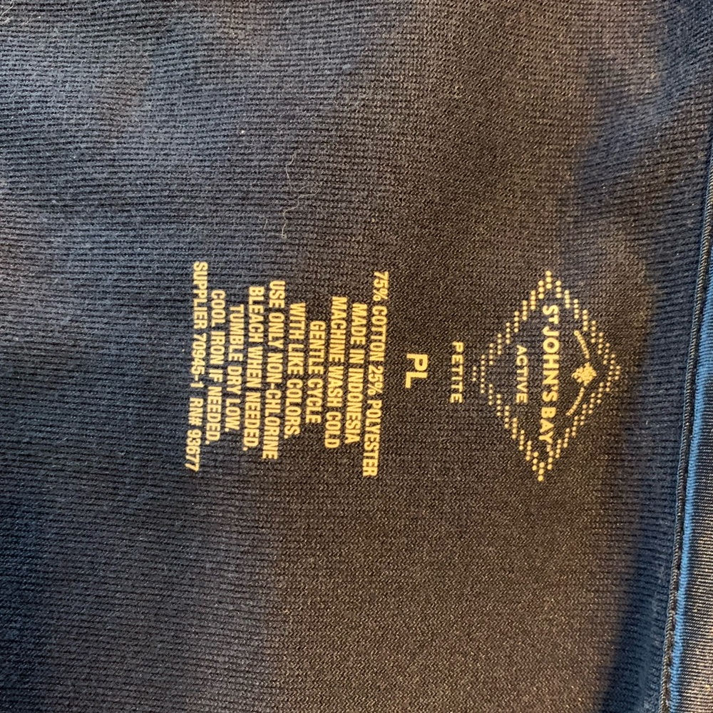 Women’s zip up jacket